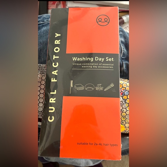 NIB📦 Curl Factory 8Pcs Hair👩🏻🦱👱♀️👩🏽🦱👵🏽🙎🏿♀️👩🏼🦰Care Kit - Picture 2 of 9
